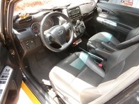 四月主打星 P1 2013 WISH J版 皮椅-二手 中古 計程車小張圖片5
